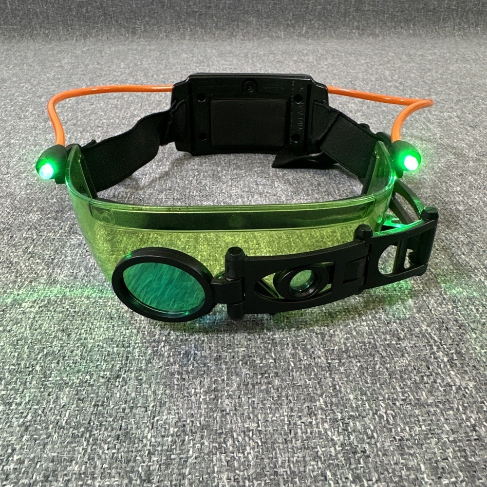 Discovery Channel Spy Vision Night Vision Goggles Light Up LED Glasses Toy